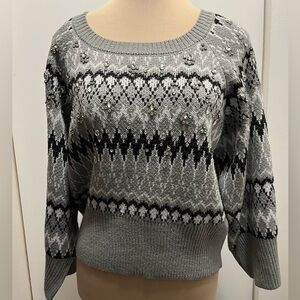 🌺Bundled price - Cupio Gray and Black Patterned Women's Sweater